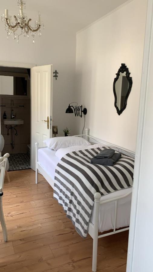 Das Kleine Hotel Schleiblick シュレースヴィヒ エクステリア 写真