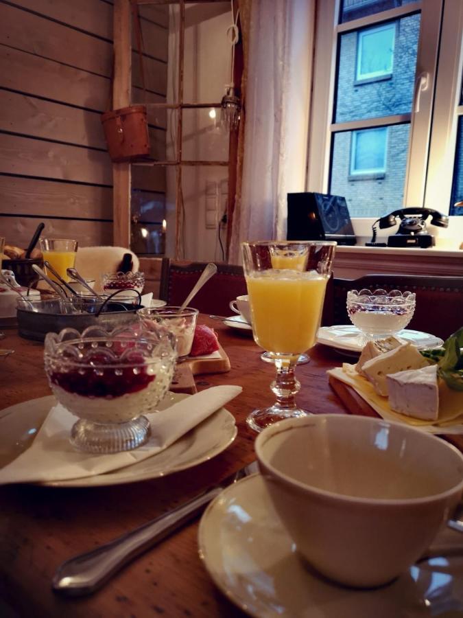 Das Kleine Hotel Schleiblick シュレースヴィヒ エクステリア 写真
